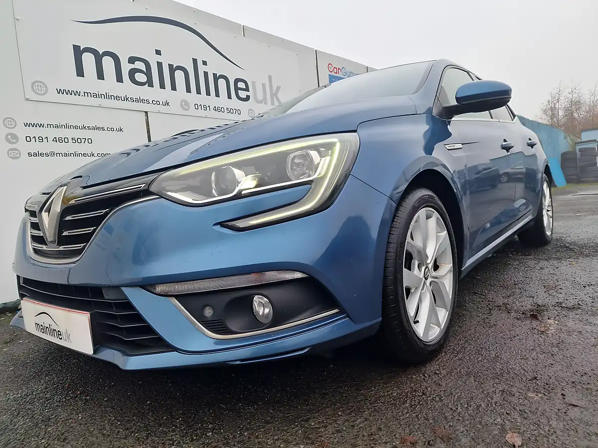 Used 2016 Renault Megane Dynamique S Nav Blue - Interior and Exterior details 4