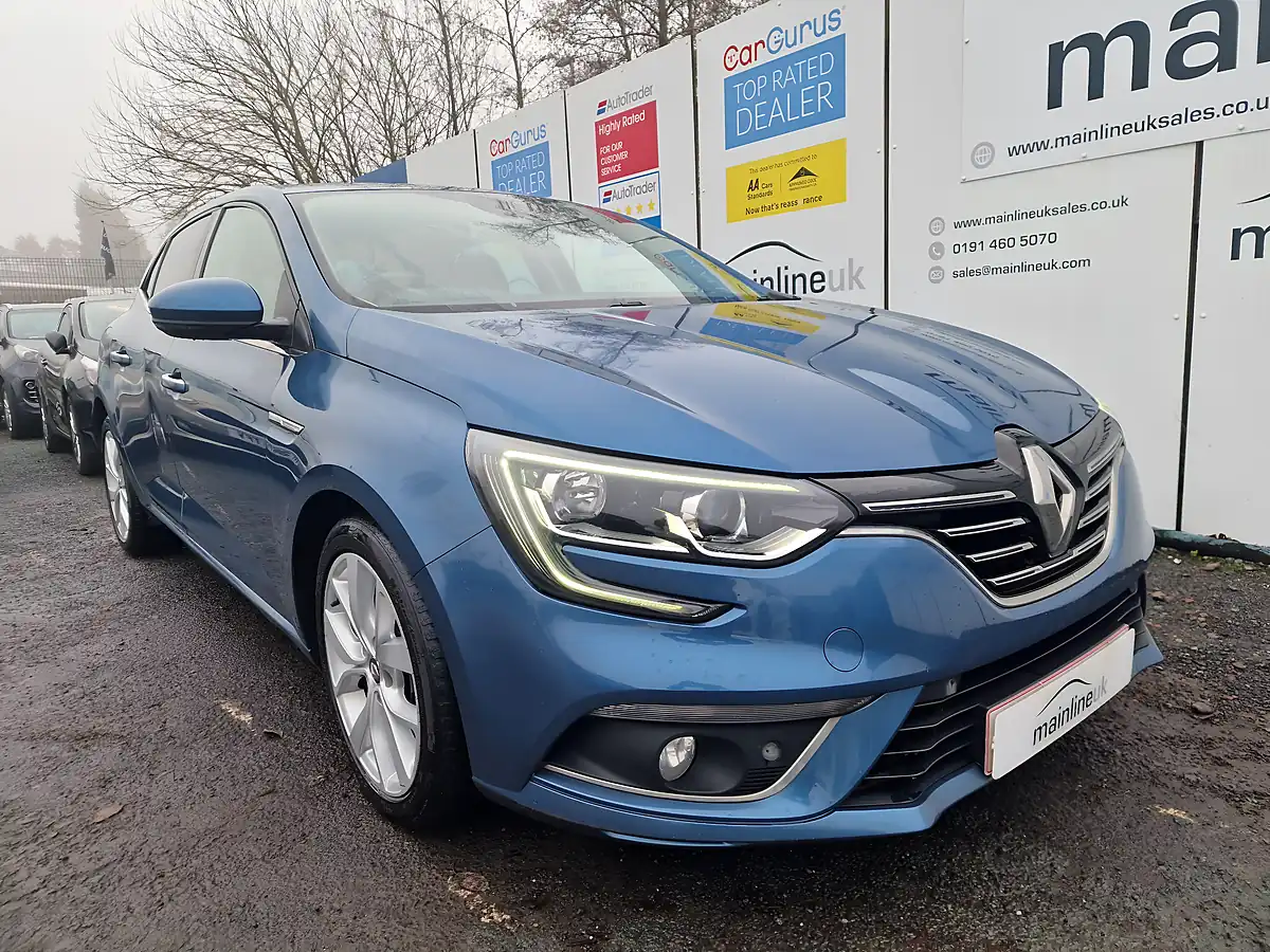 Used 2016 Renault Megane Dynamique S Nav Blue - Interior and Exterior details 6