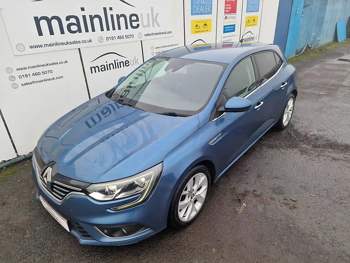 Used 2016 Renault Megane Dynamique S Nav Blue - Interior and Exterior details 9