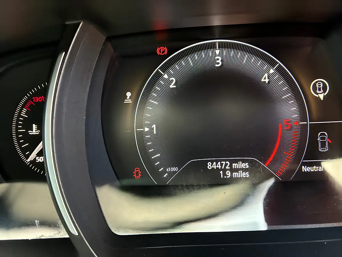 Used 2016 Renault Megane Dynamique S Nav Flame Red - Interior and Exterior details 13