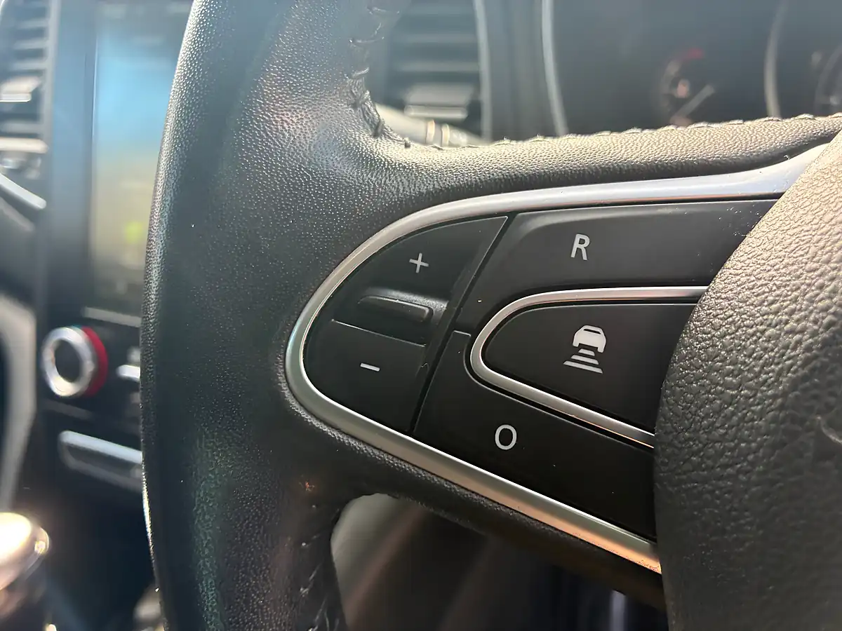 Used 2016 Renault Megane Dynamique S Nav Flame Red - Interior and Exterior details 15