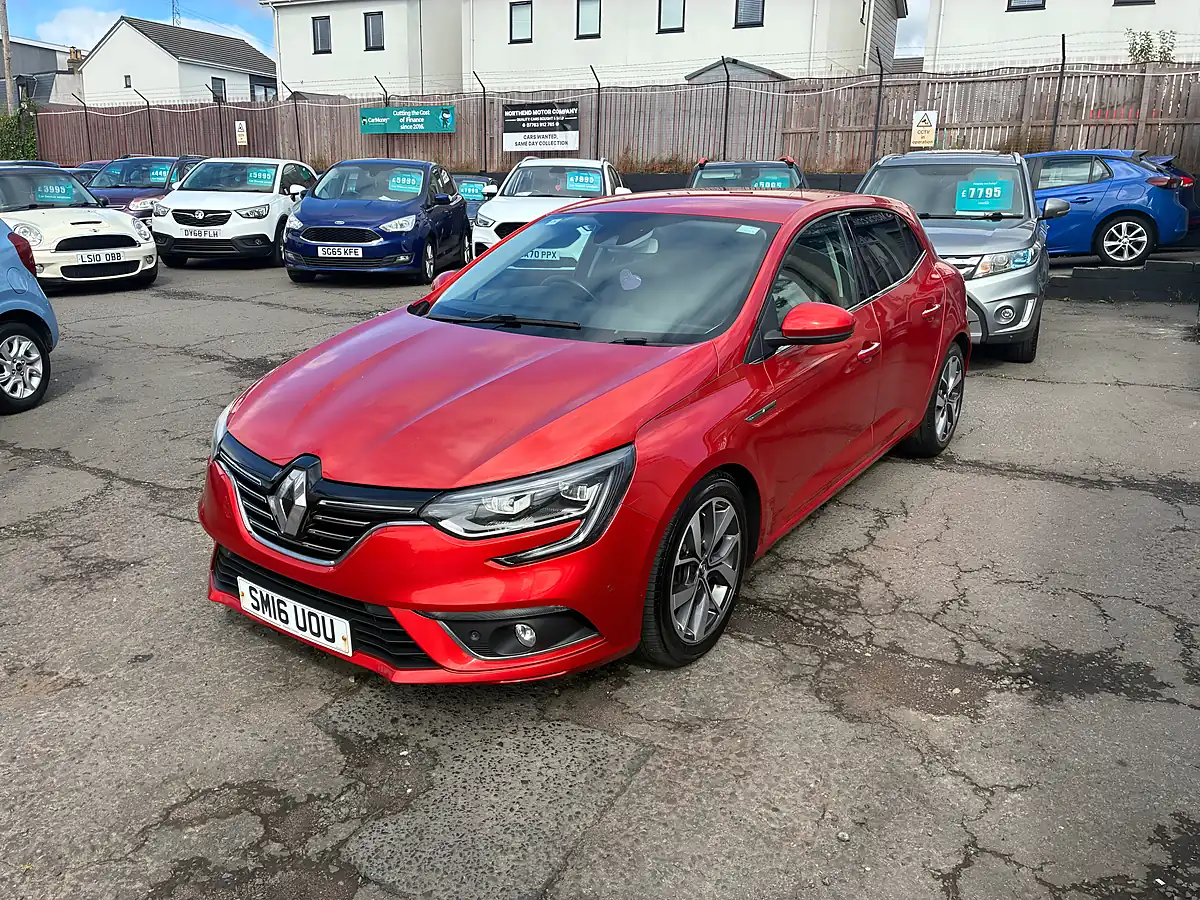 Used 2016 Renault Megane Dynamique S Nav Flame Red - Interior and Exterior details 7