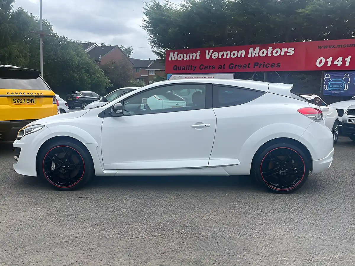 Used 2016 Renault Megane Renaultsport Nav White - Interior and Exterior details 4