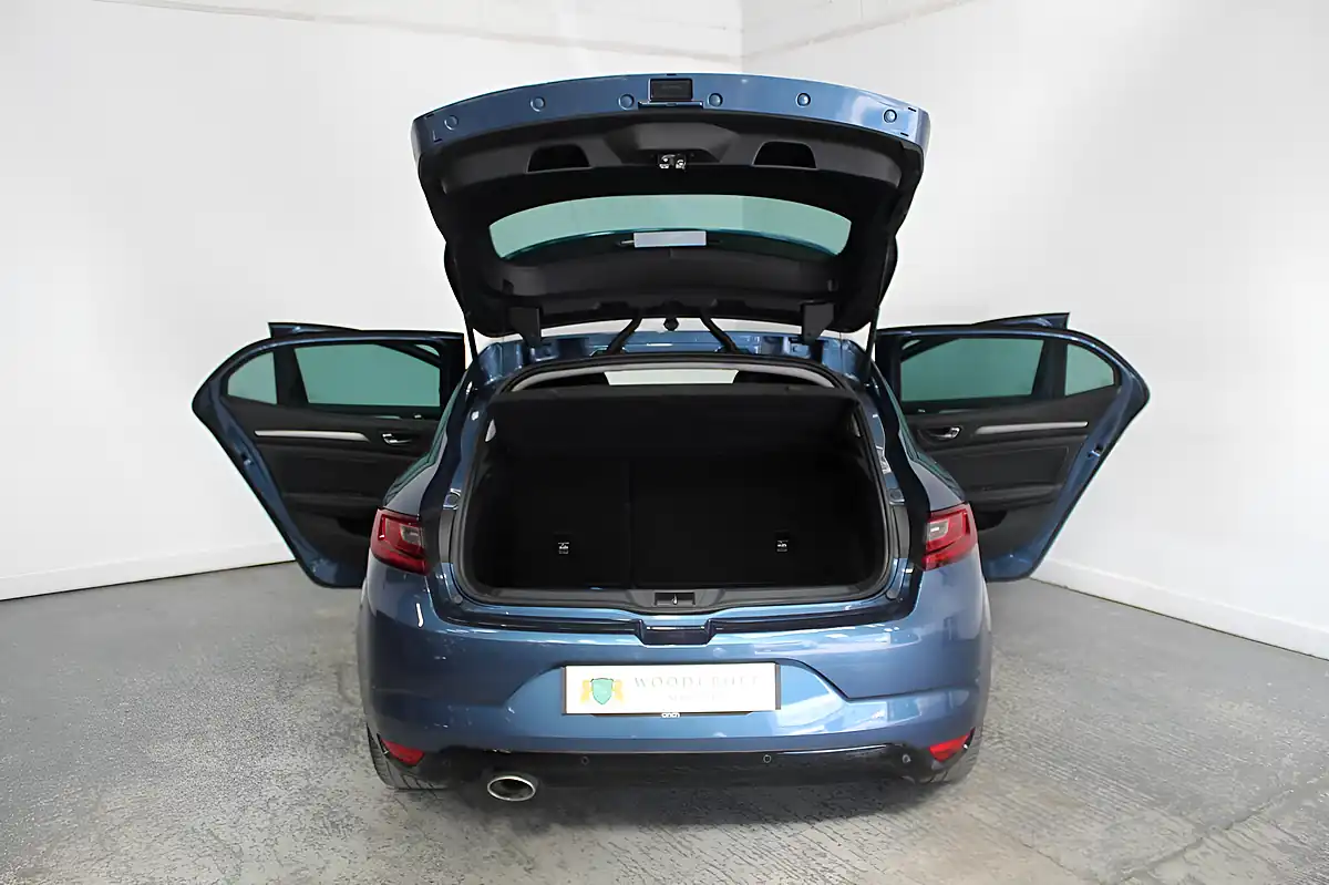 Used 2016 Renault Megane Signature Nav Blue - Interior and Exterior details 11