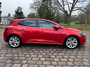 Used 2016 Renault Megane Signature Nav Red - Interior and Exterior details 10
