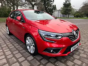 Used 2016 Renault Megane Signature Nav Red - Interior and Exterior details 12
