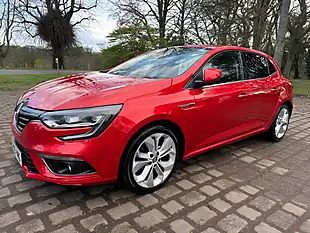 Used 2016 Renault Megane Signature Nav Red - Interior and Exterior details 5