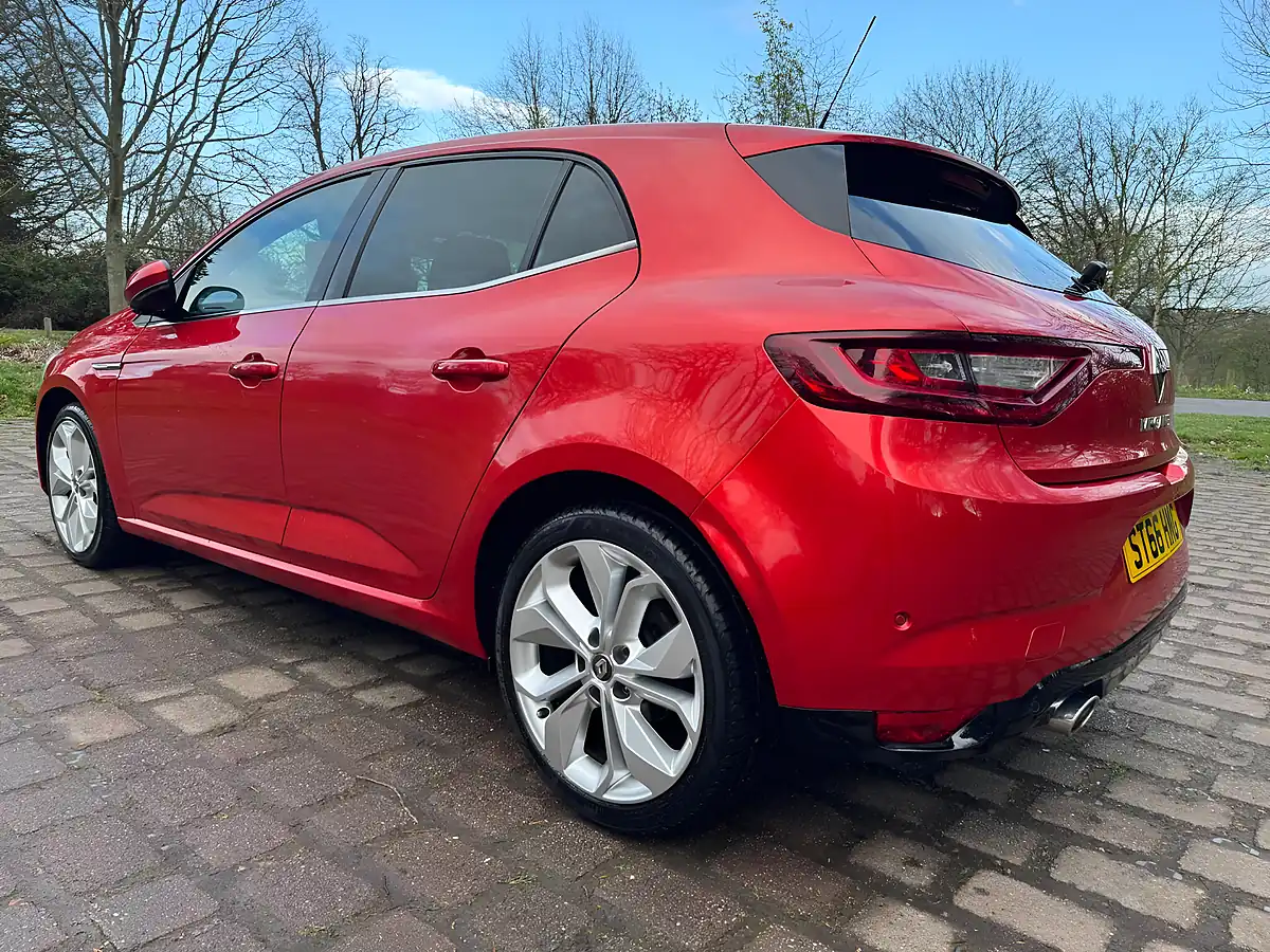 Used 2016 Renault Megane Signature Nav Red - Interior and Exterior details 6