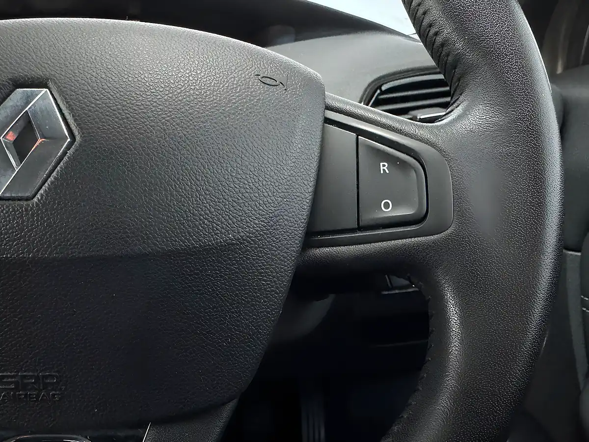 Used 2016 Renault Scenic Dynamique Nav Dune Beige - Interior and Exterior details 18