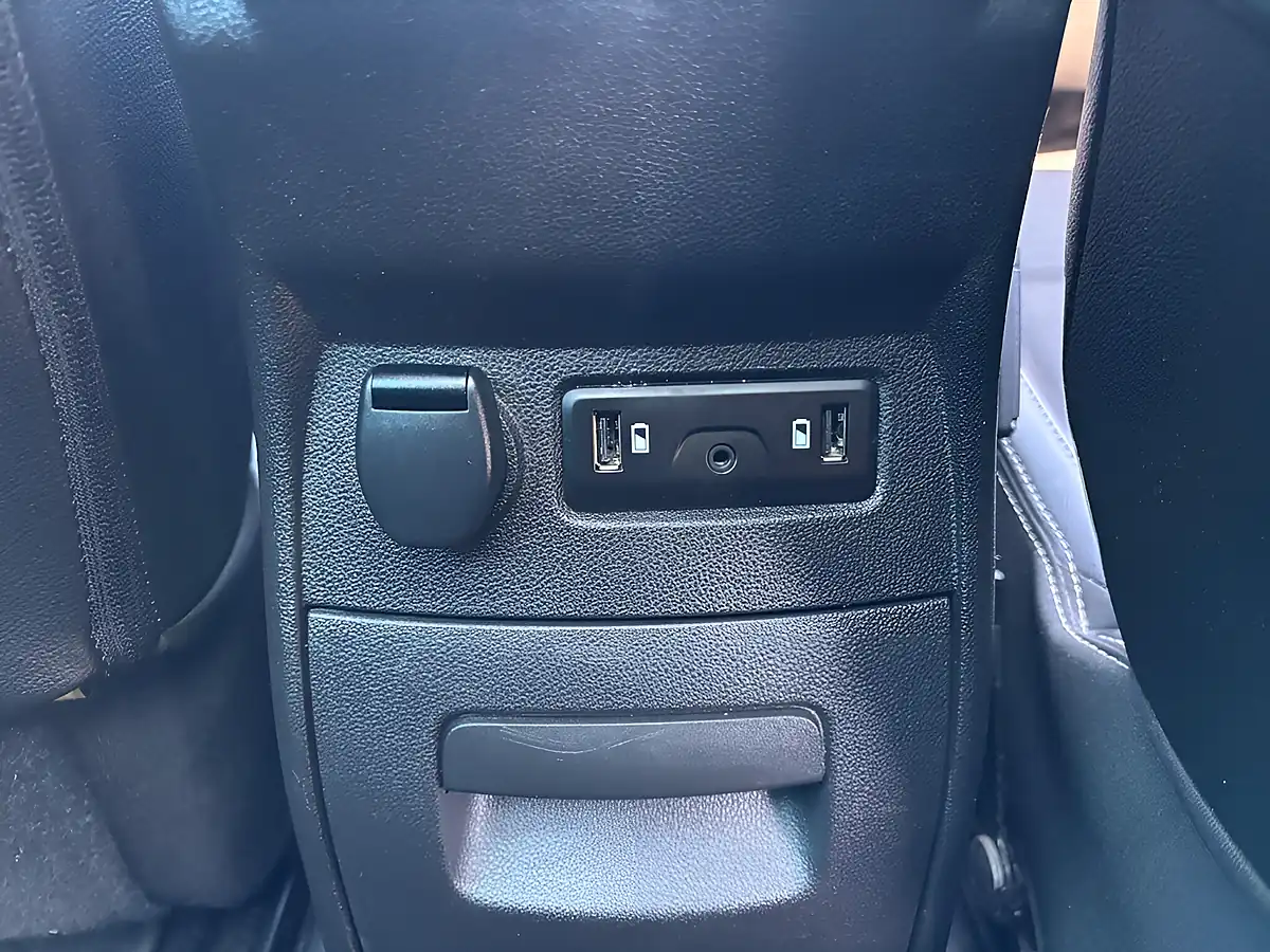 Used 2016 Renault Scenic Dynamique S Nav Black - Interior and Exterior details 14