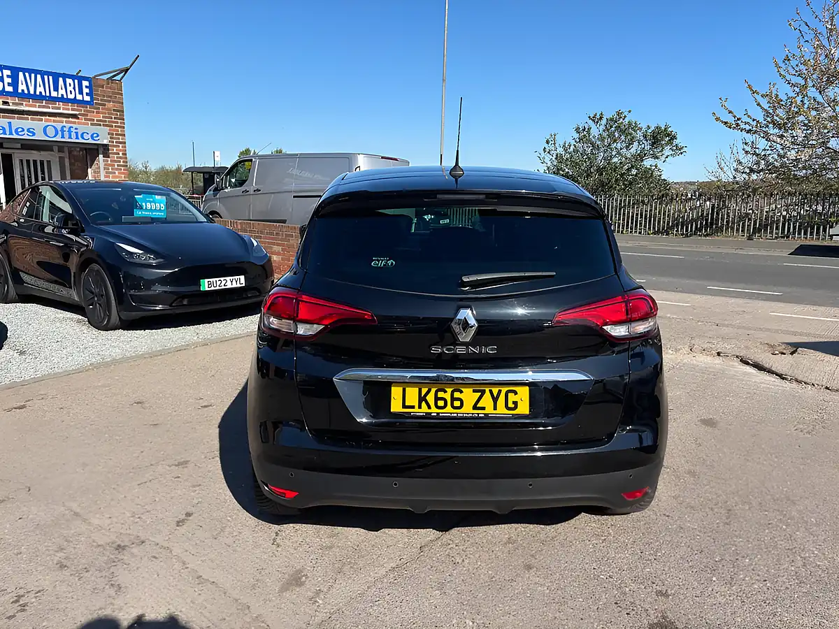 Used 2016 Renault Scenic Dynamique S Nav Black - Interior and Exterior details 8