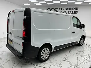 Used 2016 Renault Trafic Business White - Interior and Exterior details 5
