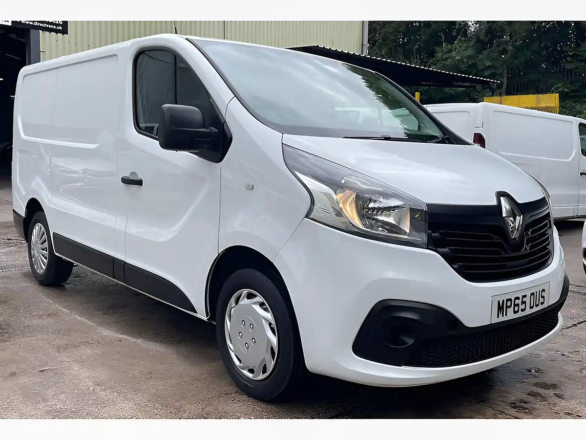 Used 2016 Renault Trafic Business+ White - Interior and Exterior details 4