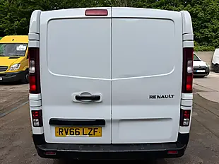 Used 2016 Renault Trafic Business+ White - Interior and Exterior details 11