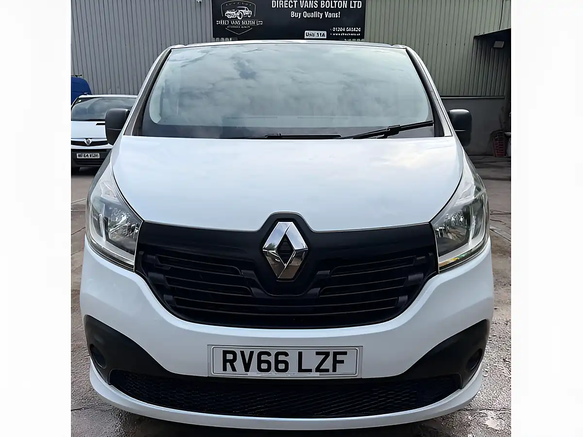 Used 2016 Renault Trafic Business+ White - Interior and Exterior details 2