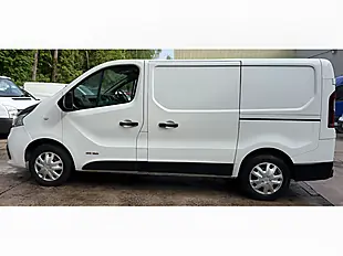 Used 2016 Renault Trafic Business+ White - Interior and Exterior details 7