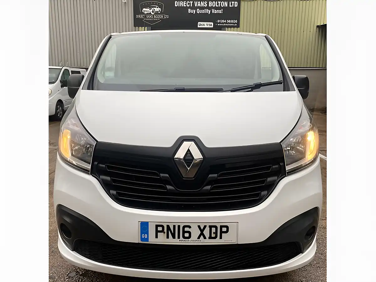 Used 2016 Renault Trafic Business+ White - Interior and Exterior details 2
