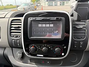 Used 2016 Renault Trafic Energy 29 Sport Nav Grey - Interior and Exterior details 16