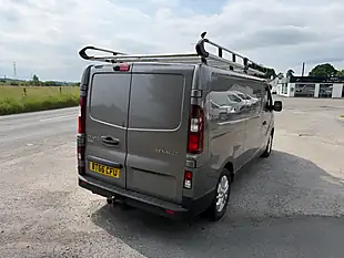Used 2016 Renault Trafic Energy 29 Sport Nav Grey - Interior and Exterior details 4