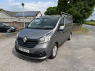 Used 2016 Renault Trafic Energy 29 Sport Nav Grey - Interior and Exterior details 9