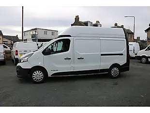Used 2016 Renault Trafic Lh29 Business Energy White - Interior and Exterior details 4