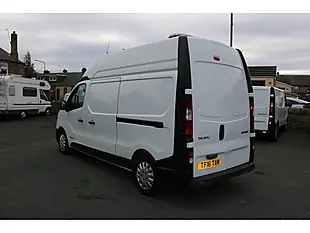 Used 2016 Renault Trafic Lh29 Business Energy White - Interior and Exterior details 5