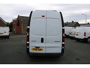 Used 2016 Renault Trafic Lh29 Business Energy White - Interior and Exterior details 7