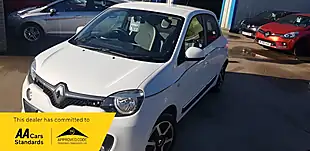 Used 2016 Renault Twingo Dynamique White - Interior and Exterior details 7