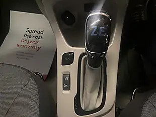 Used 2016 Renault Zoe Dynamique Nav White - Interior and Exterior details 12