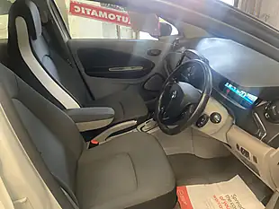 Used 2016 Renault Zoe Dynamique Nav White - Interior and Exterior details 9