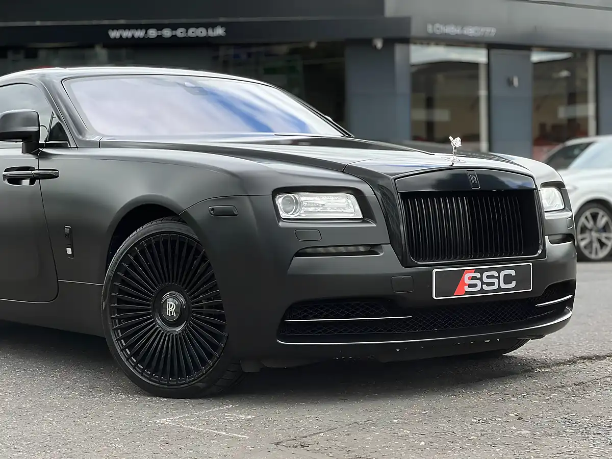 Used 2016 Rolls-Royce Wraith Coupe Black - Interior and Exterior details 11