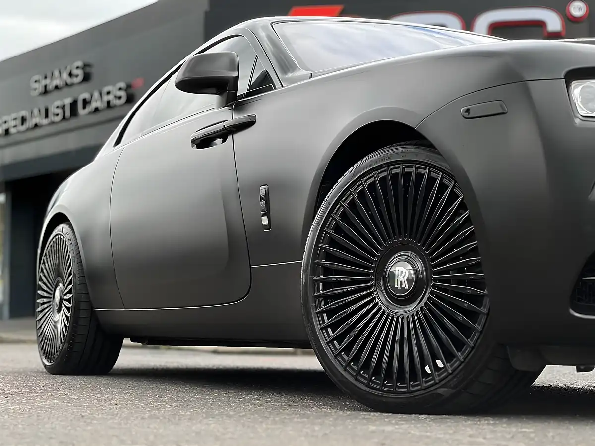 Used 2016 Rolls-Royce Wraith Coupe Black - Interior and Exterior details 12