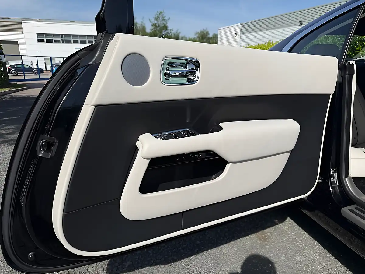 Used 2016 Rolls-Royce Wraith Diamond Black Metallic - Interior and Exterior details 13