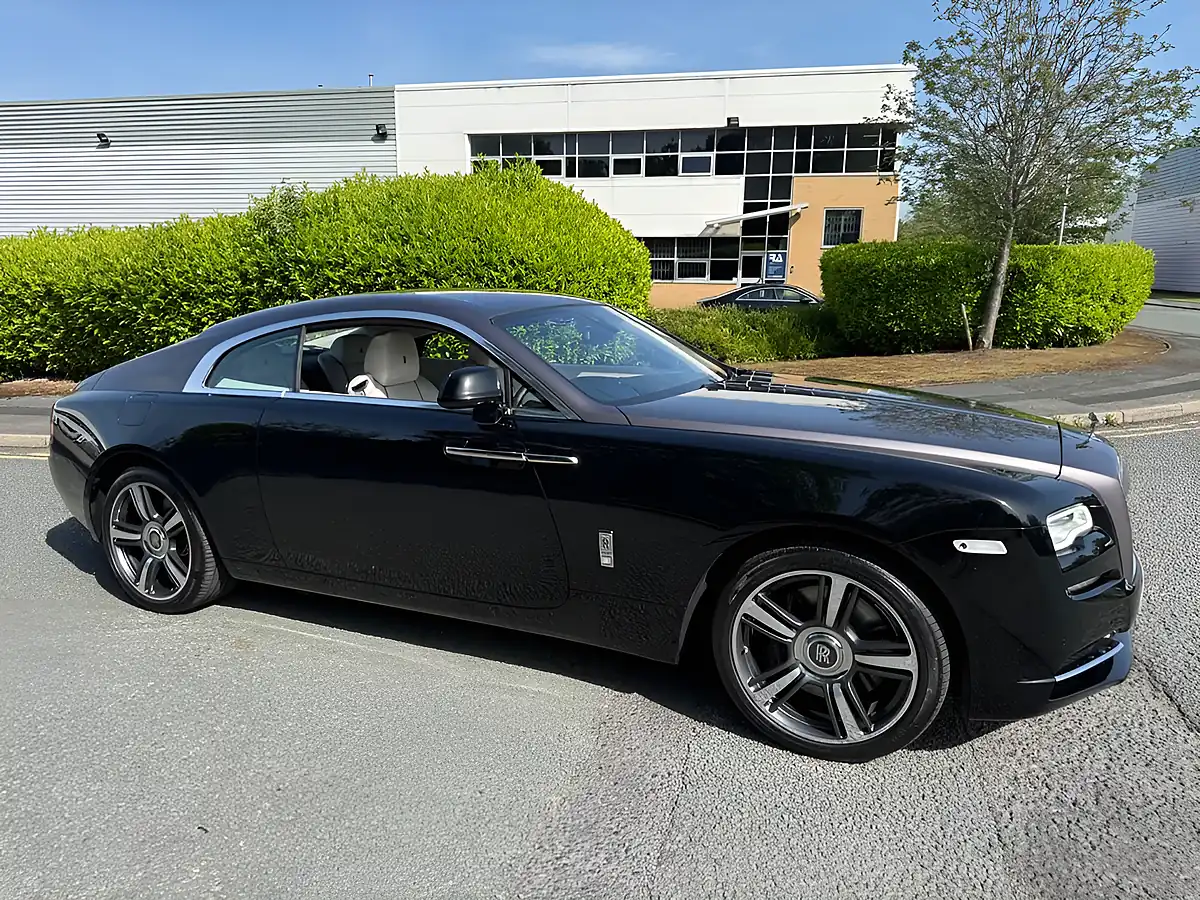 Used 2016 Rolls-Royce Wraith Diamond Black Metallic - Interior and Exterior details 3