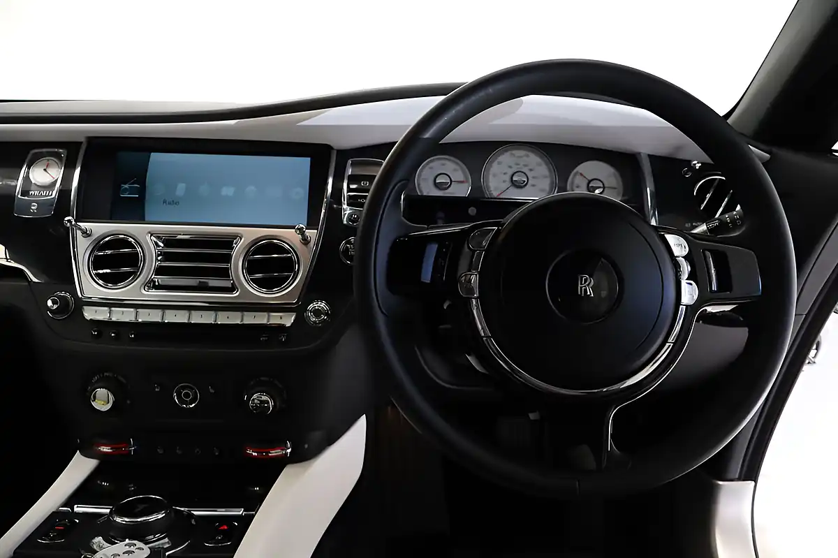 Used 2016 Rolls-Royce Wraith White - Interior and Exterior details 11