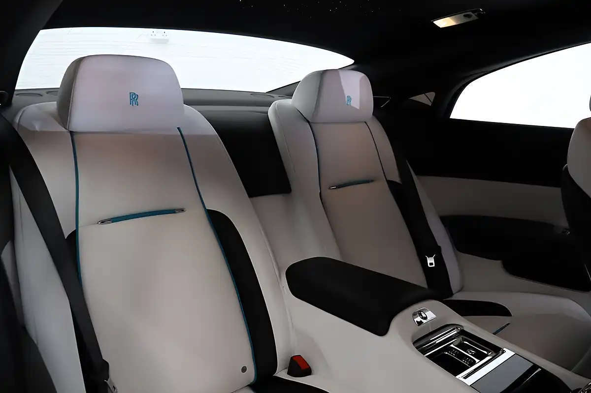 Used 2016 Rolls-Royce Wraith White - Interior and Exterior details 15