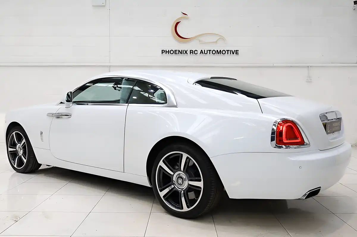 Used 2016 Rolls-Royce Wraith White - Interior and Exterior details 6