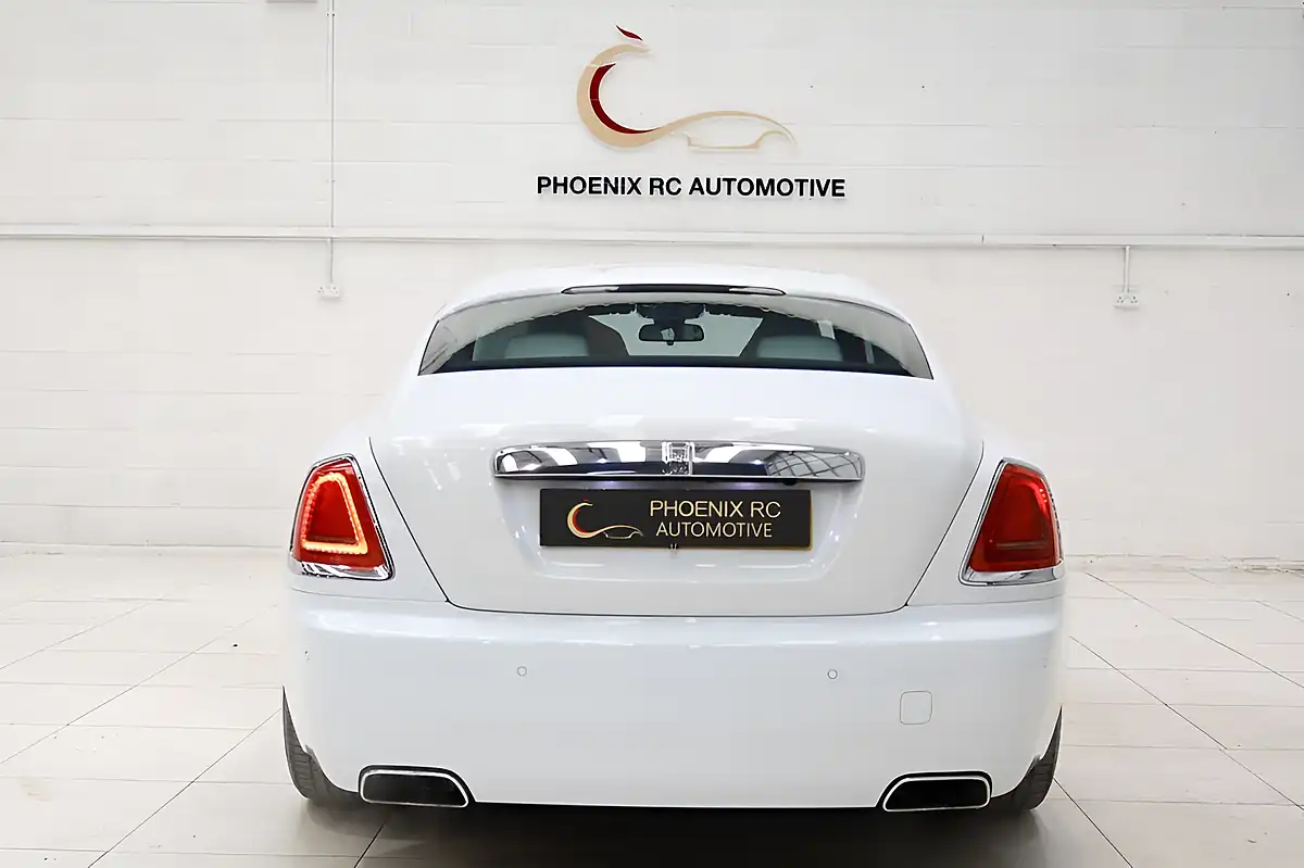 Used 2016 Rolls-Royce Wraith White - Interior and Exterior details 8