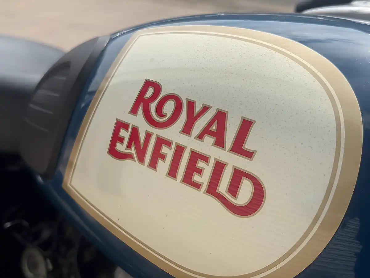 Used 2016 Royal Enfield Bullet Classic Blue - Interior and Exterior details 11
