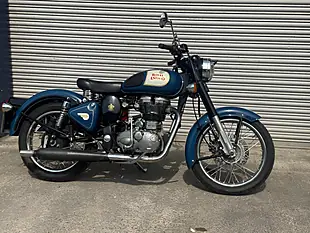 Used 2016 Royal Enfield Bullet Classic Blue - Interior and Exterior details 4