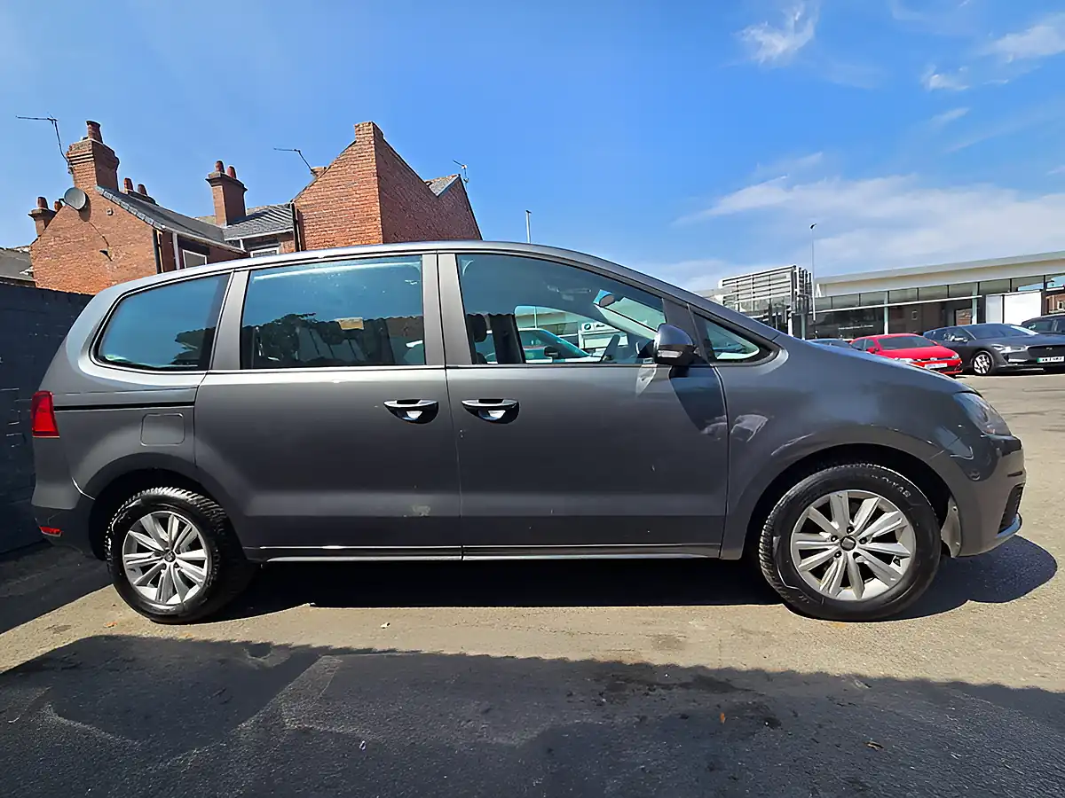 Used 2016 SEAT Alhambra S Grey - Interior and Exterior details 7