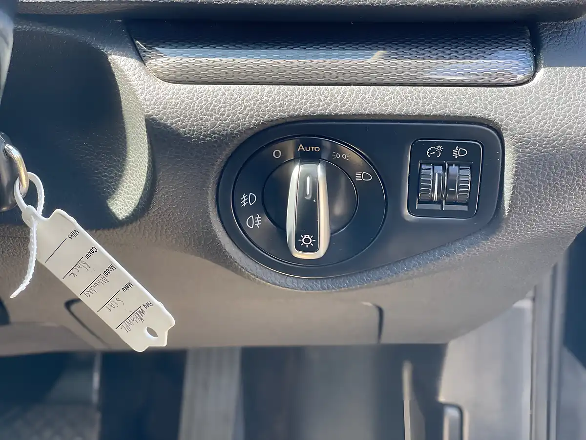 Used 2016 SEAT Alhambra Se Lux Black - Interior and Exterior details 9
