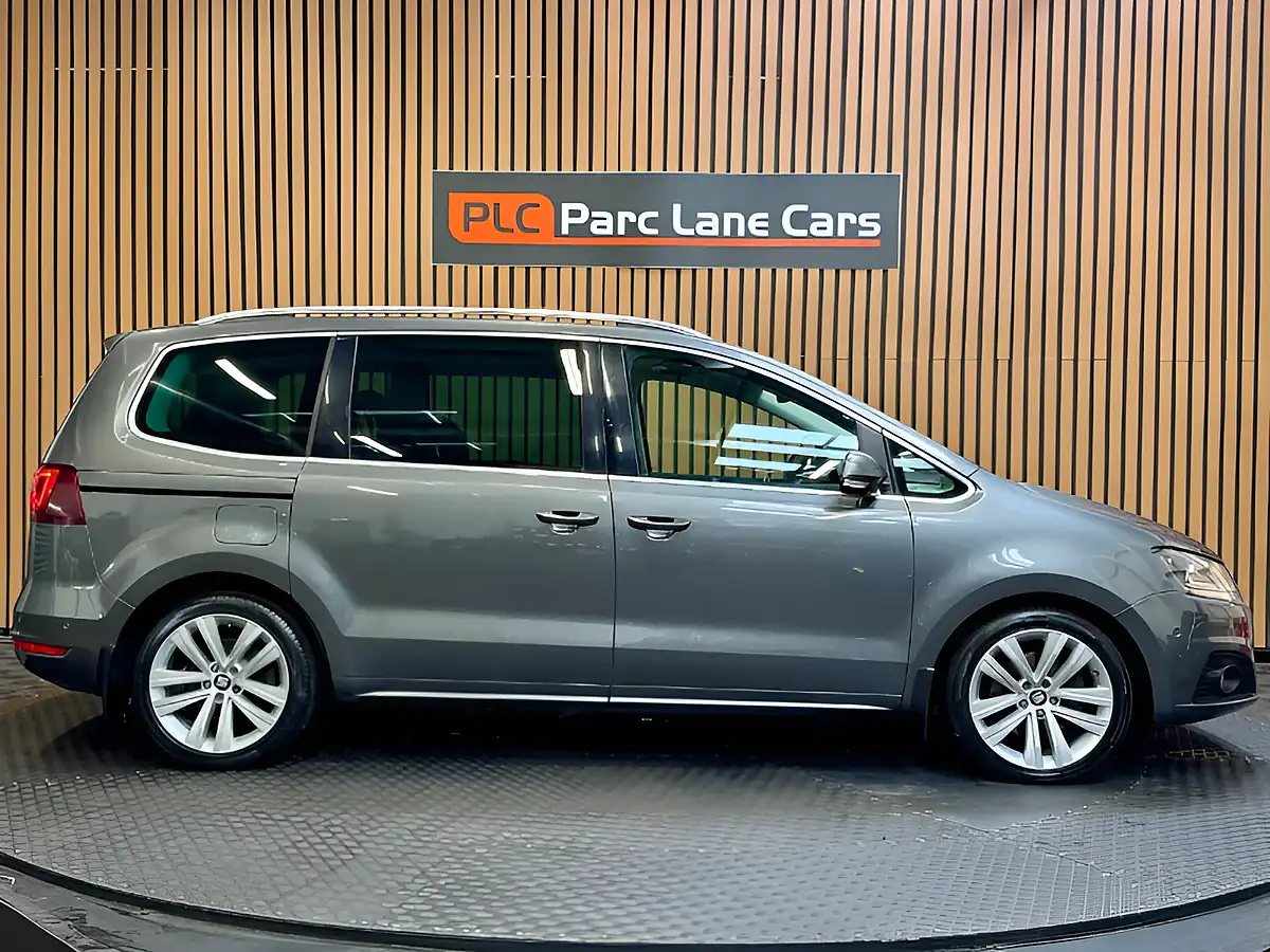 Used 2016 SEAT Alhambra Se Lux Indium Grey - Interior and Exterior details 2
