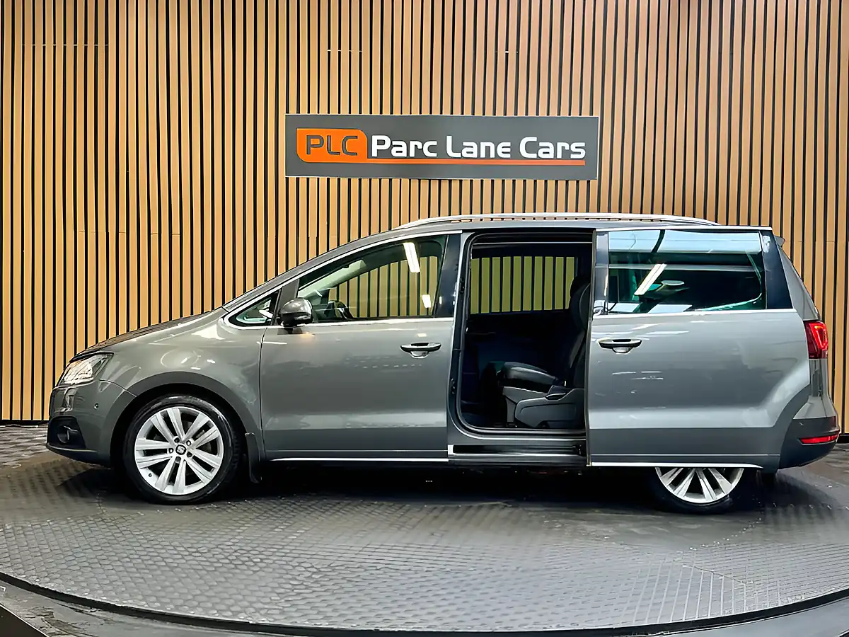 Used 2016 SEAT Alhambra Se Lux Indium Grey - Interior and Exterior details 9