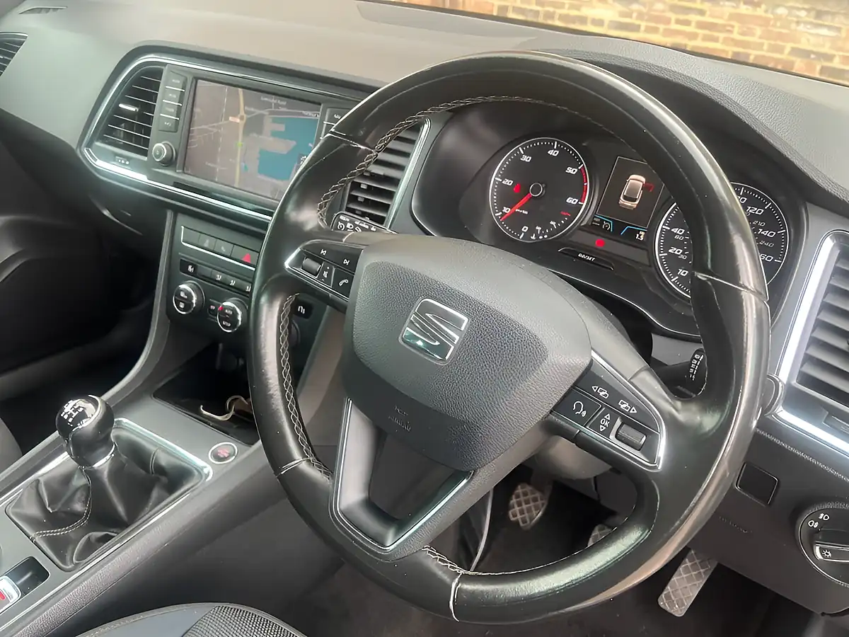 Used 2016 SEAT Ateca Se Grey - Interior and Exterior details 11