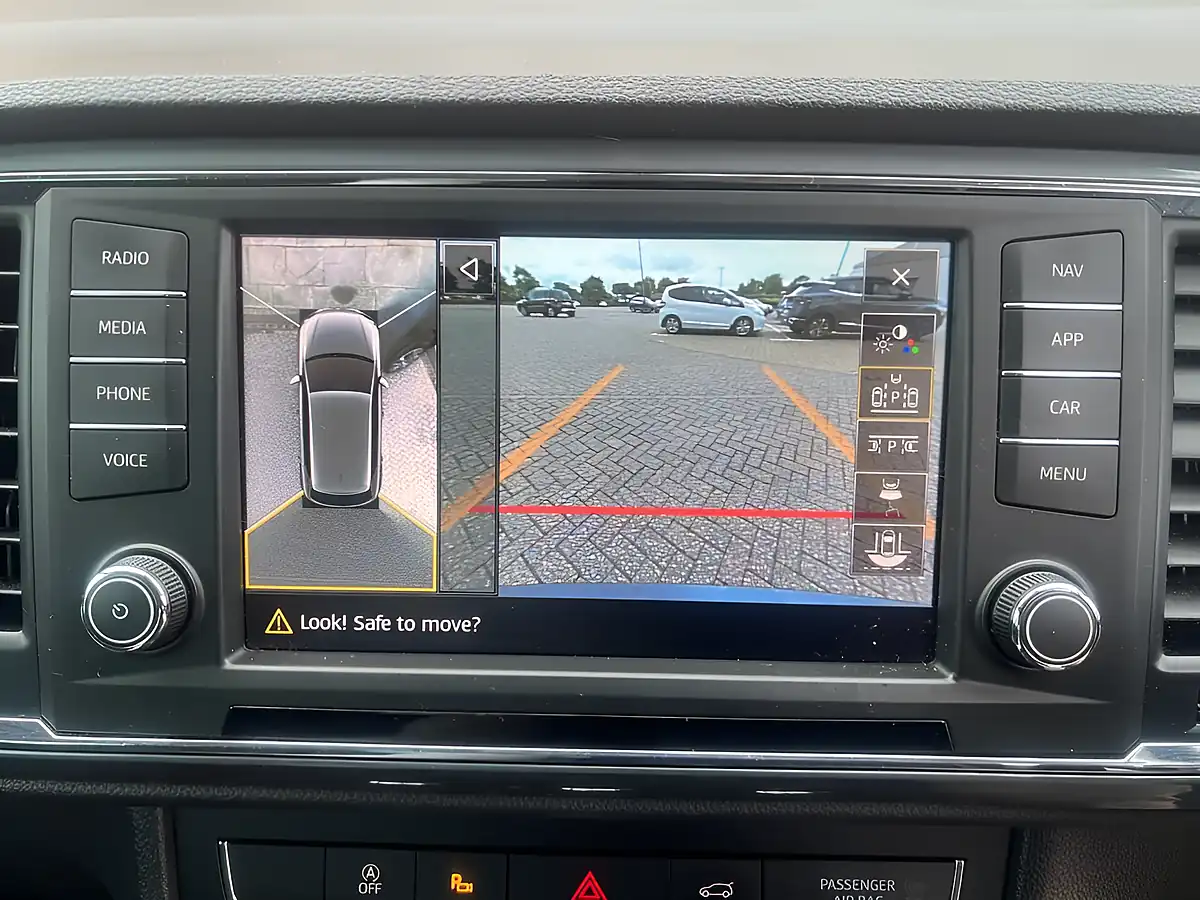 Used 2016 SEAT Ateca Se Grey - Interior and Exterior details 18