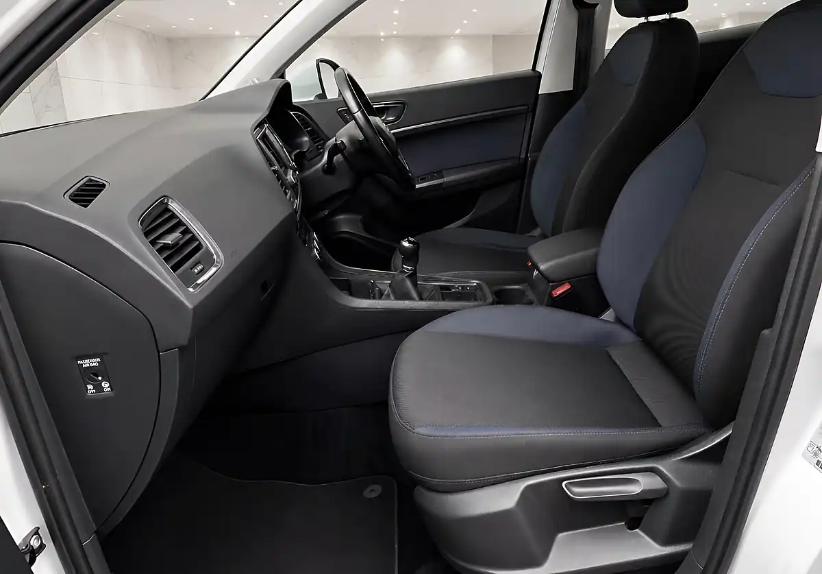 Used 2016 SEAT Ateca Se White - Interior and Exterior details 10