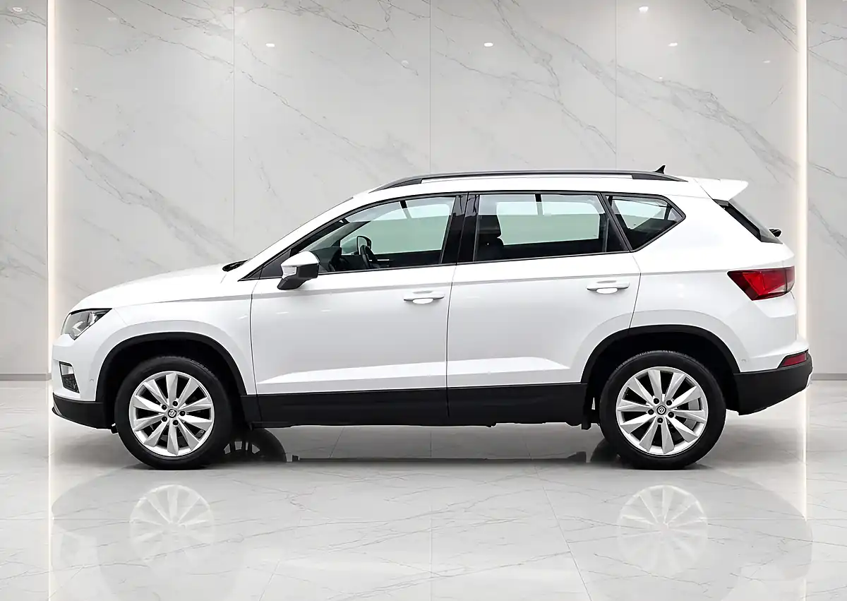 Used 2016 SEAT Ateca Se White - Interior and Exterior details 4