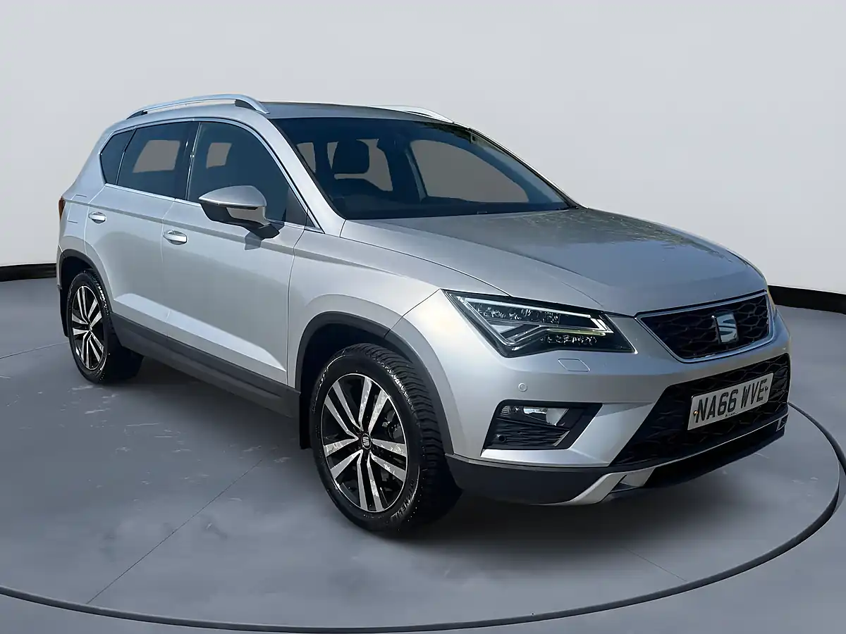 Used 2016 SEAT Ateca Xcellence 4Drive Silver - Interior and Exterior details 17