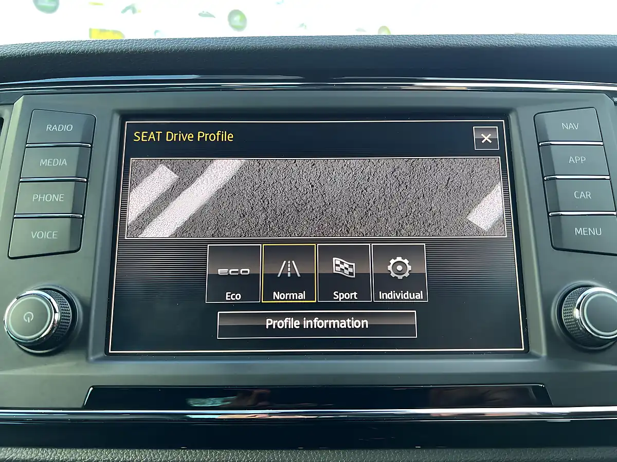 Used 2016 SEAT Ateca Xcellence Black - Interior and Exterior details 14
